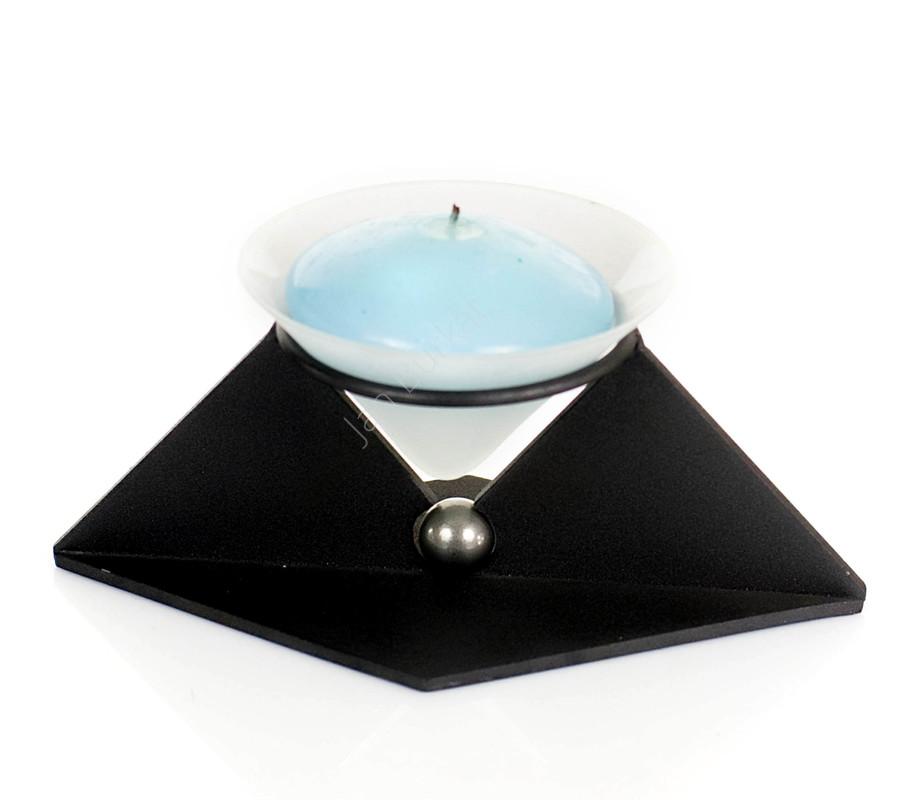 Świecznik ze szkłem 1778a